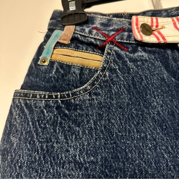 Rare Traffic vintage mom High rise unique one of a kind denim jeans Size 25 - Picture 3 of 8